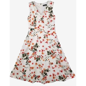 Karl Lagerfeld ~Woman Size 6~ White/Red Floral Fit/Flare Dress Fully Lined.